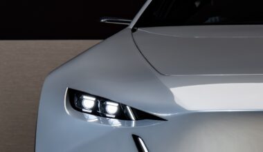 Mazda Vision X-Coupé, la quattro porte radicale da 510 CV col rotativo bifuel e stile Kodo