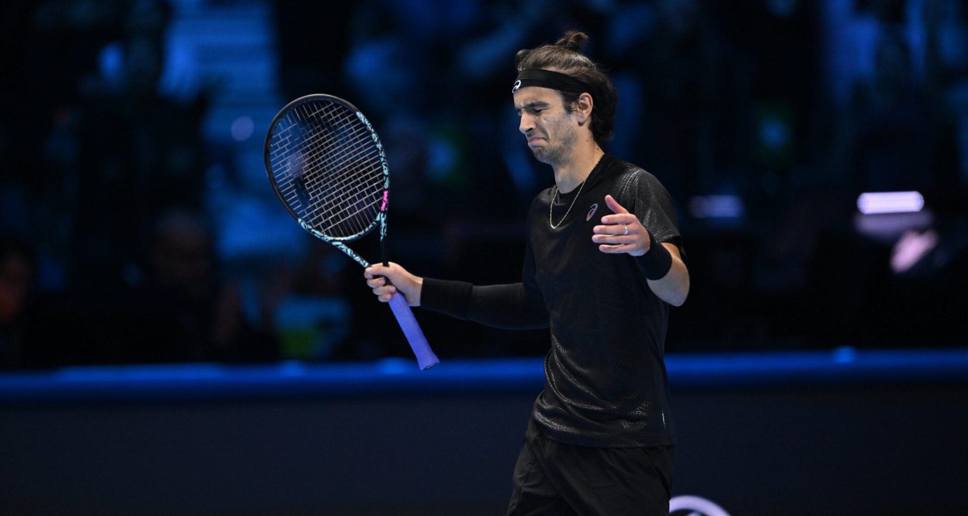 Ascolti TV | Martedì 11 Novembre 2025. A La Notte nel Cuore basta il 14.9% per superare Rai1 (La ragazza del mare 12.3%), Rai2 al 9% con Musetti