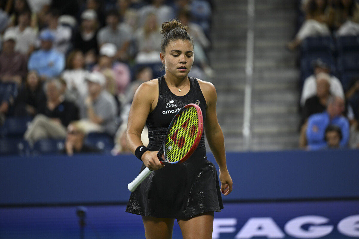 Italiani in campo: Paolini si gioca la qualificazione a Riad, derby Cobolli-Sonego a Metz