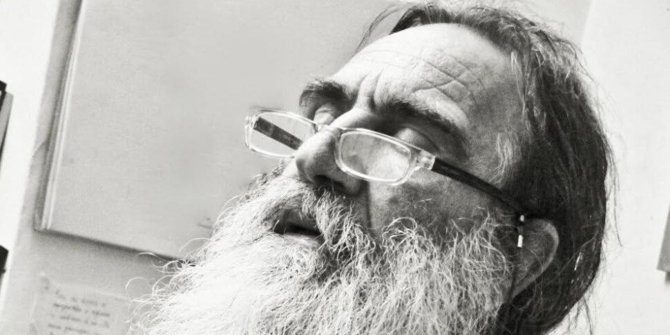 Addio a Pino Mainieri, il pittore dell’anima che ha segnato Paola