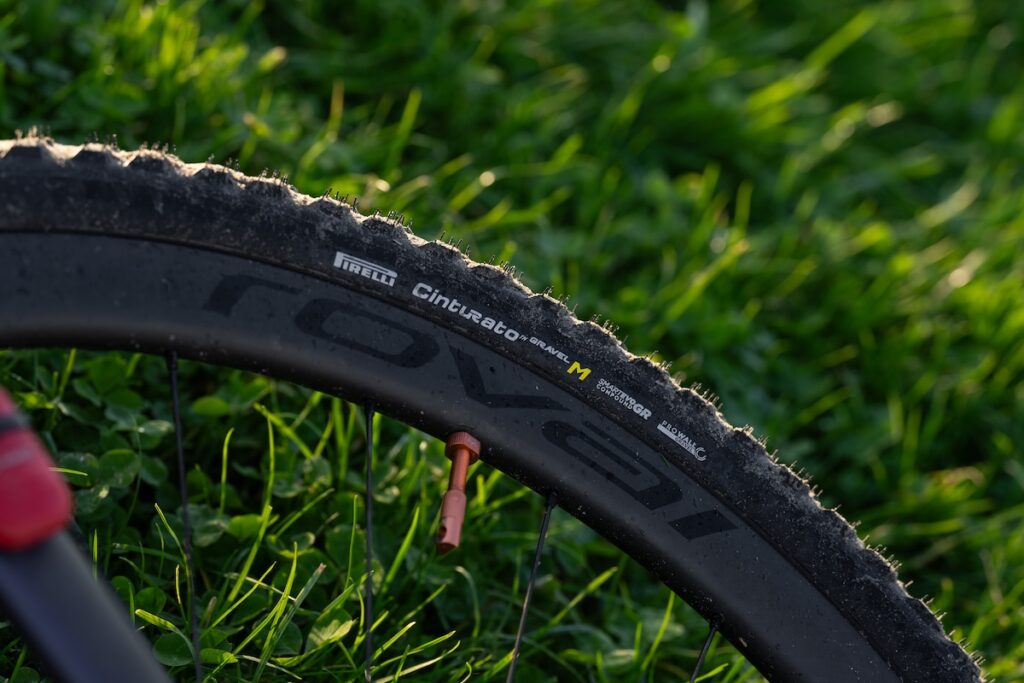 Pirelli CINTURATO Gravel HP Line In Action 6