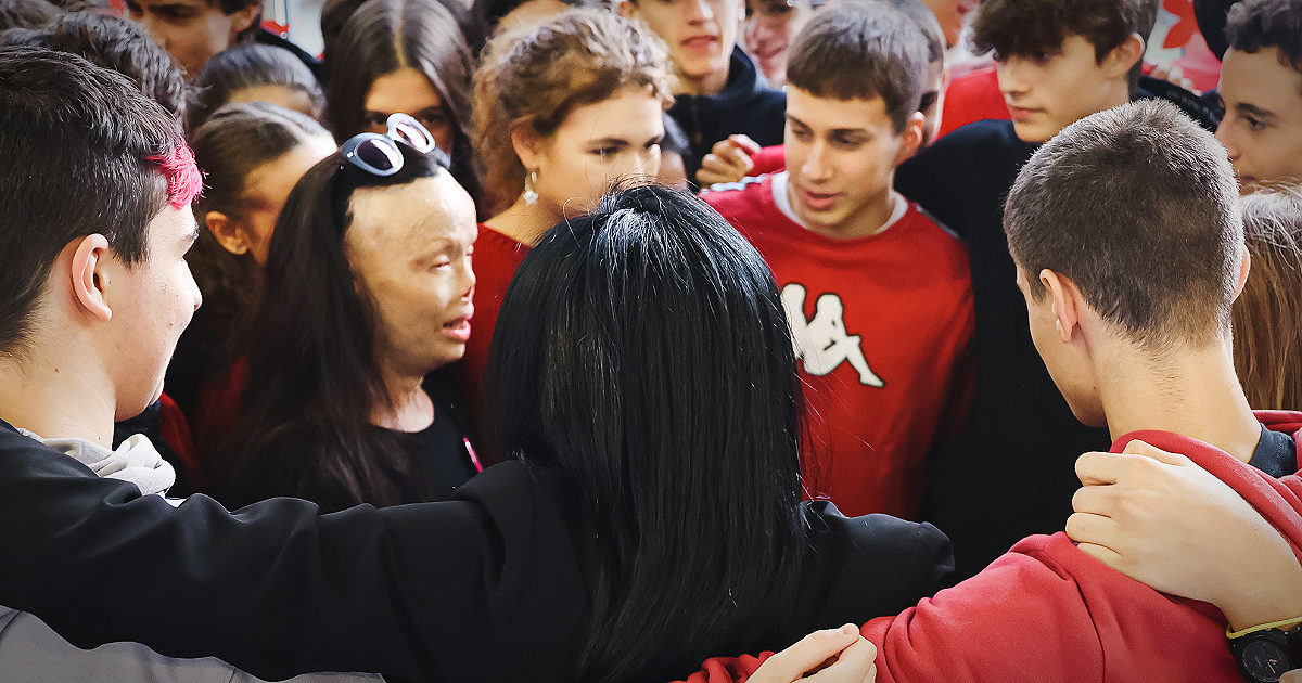 "A chi piace cruda e a chi cotta la moglie". L'ex senatore D'Anna su Valentina Pitzalis, bruciata dall'ex marito
