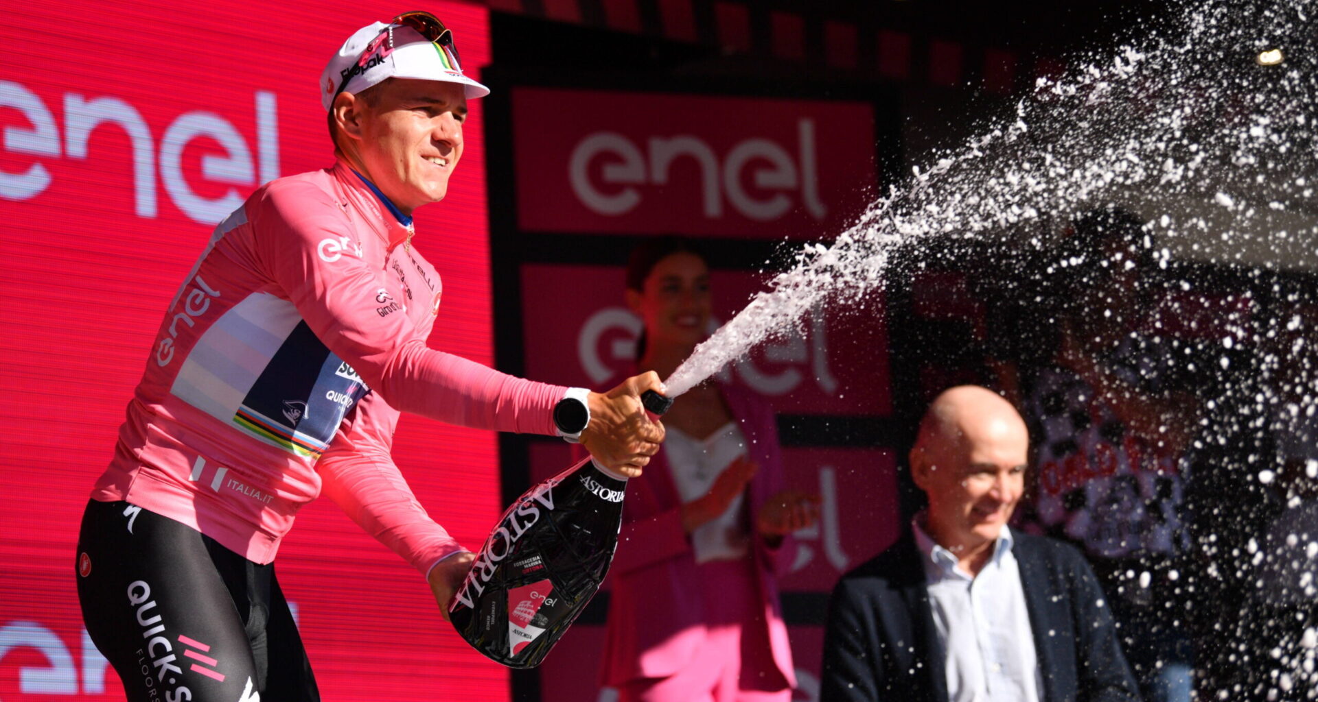 Red Bull-Bora-hansgrohe, il programma 2026 di Remco Evenepoel dipende... dal Giro d'Italia: "Vediamo come sono le tappe e poi decidiamo - Al Tour de France vado sicuramente"