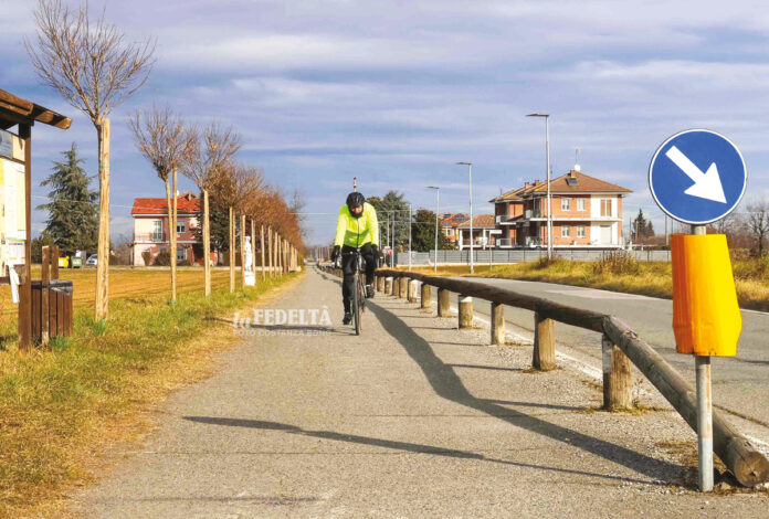 La pista ciclabile di via Santa Lucia La pista ciclabile di via Santa Lucia