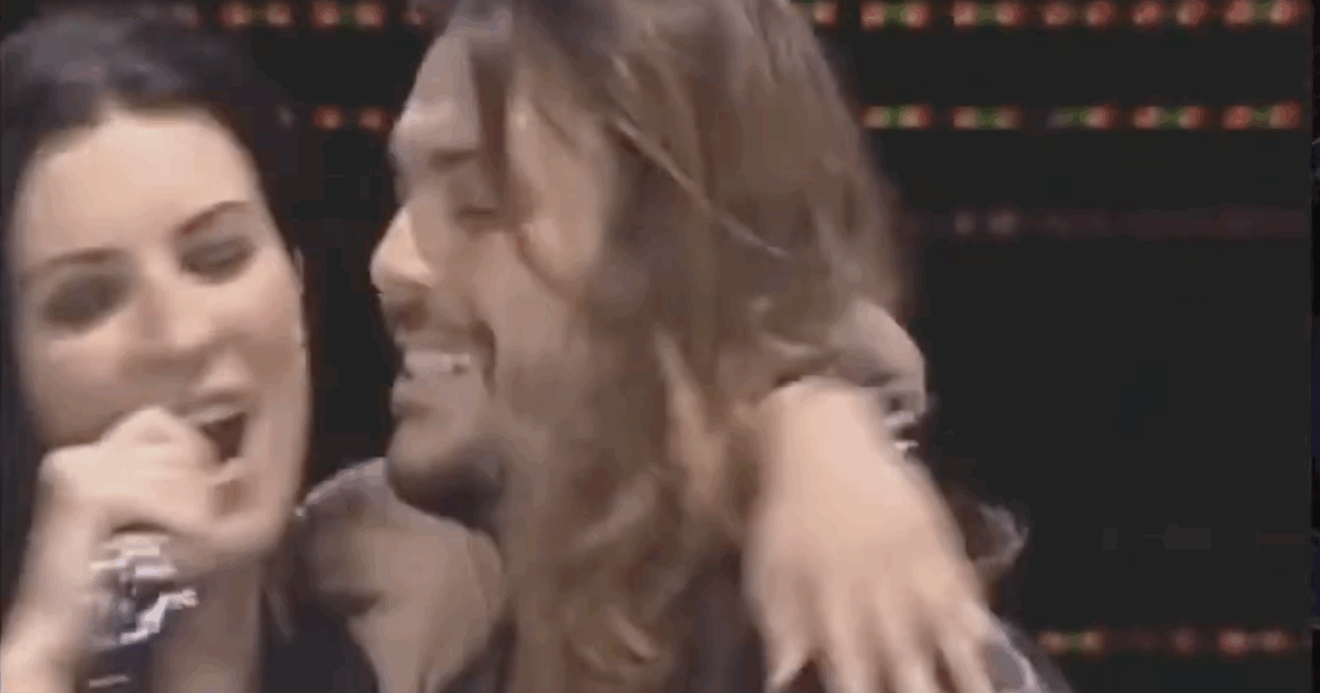 "La versione della cantante resta sul mercato"