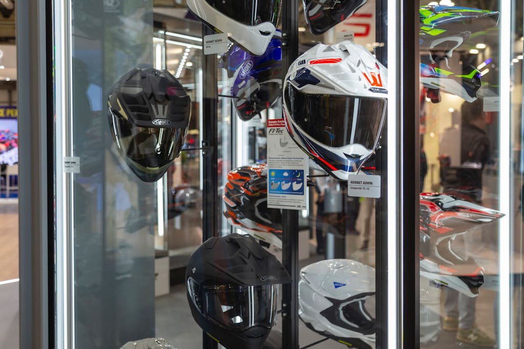 Shoei Hornet ADV 06