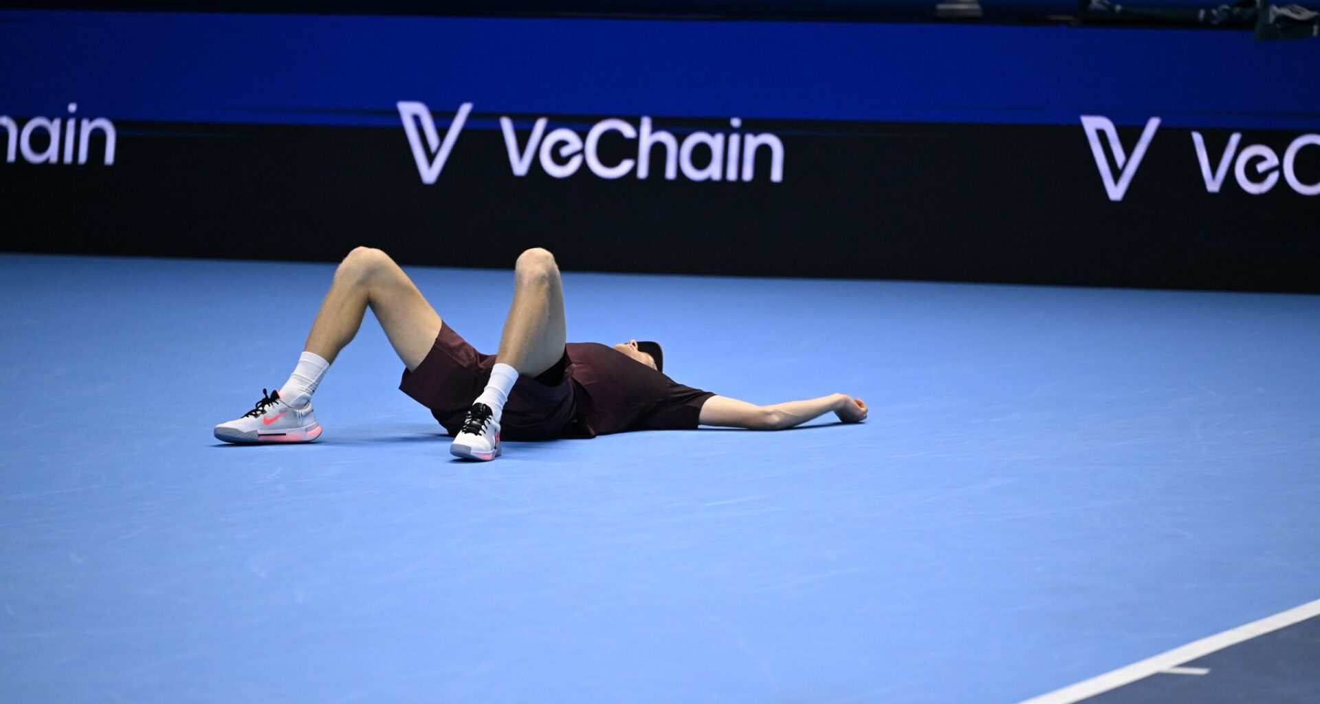 Ascolti TV | Domenica 16 Novembre 2025. Boom Rai2 con il trionfo di Sinner (5,4 mln - 28.7%). In 7,5 mln per la serataccia della Nazionale (34.3%)