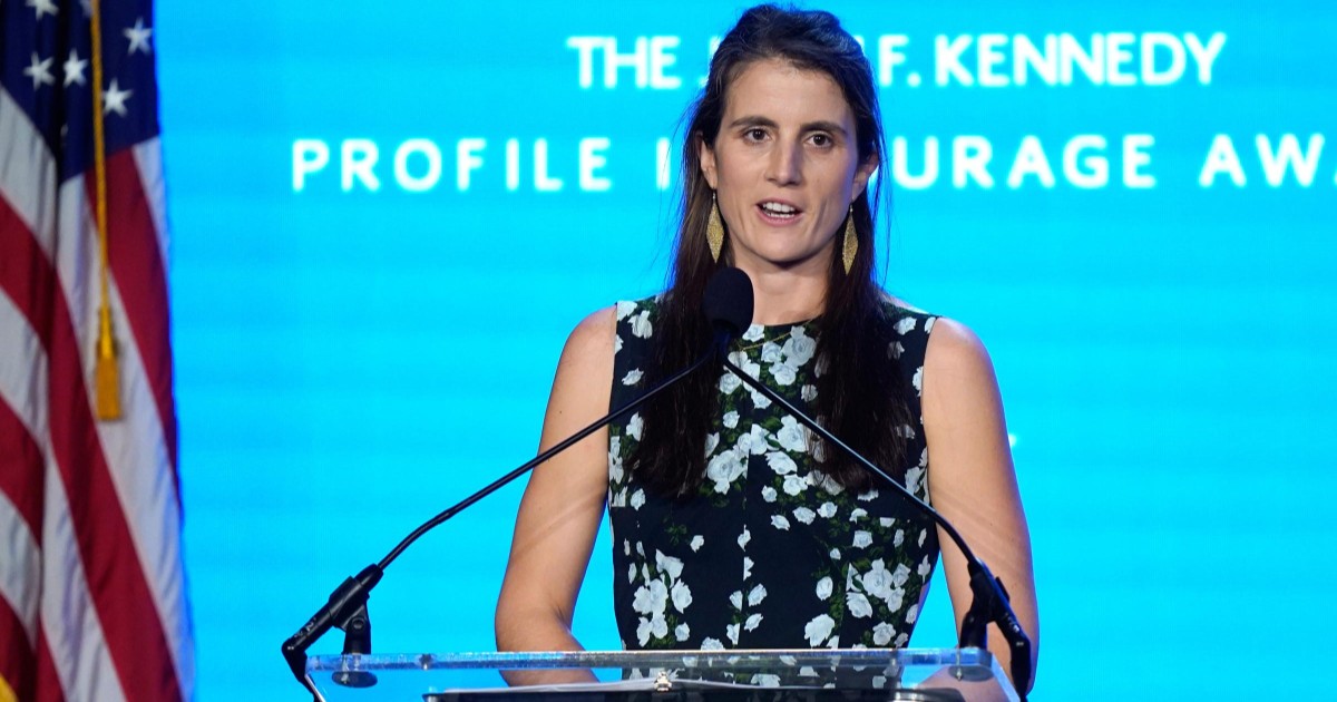 "Ho 34 anni e ho scoperto di avere un cancro terminale. Mi resta un anno, non vedrò crescere i miei due figli": la "maledizione" dei Kennedy colpisce ancora. Tatiana racconta la malattia e attacca lo zio Bob no vax