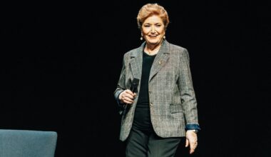 Vanity Fair Stories 2025, Mara Maionchi: «Io? La peggior cantante possibile»