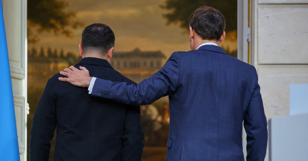 Ucraina, Mosca colpisce la sede della tv "Suspilne". Zelensky in Spagna per chiedere aiuti. Sabotaggi ferroviari in Polonia: "Fermati 2 ucraini al servizio di Mosca"