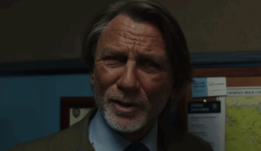 Wake Up Dead Man, Benoit Blanc affronta il caso più pericoloso nel full trailer del terzo capitolo di Knives Out