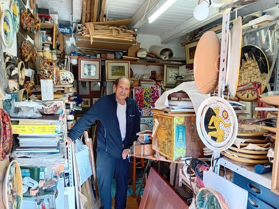 Alberto Cecchini, novant’anni di lavoro e creatività nel suo garage-laboratorio