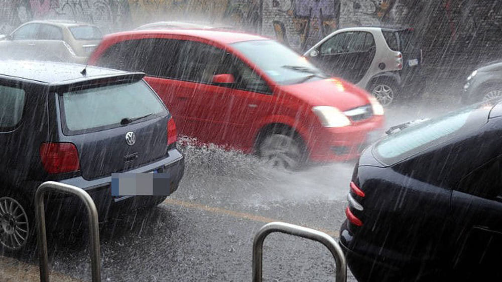 Maltempo, prorogata ancora l'allerta meteo in Campania: le previsioni