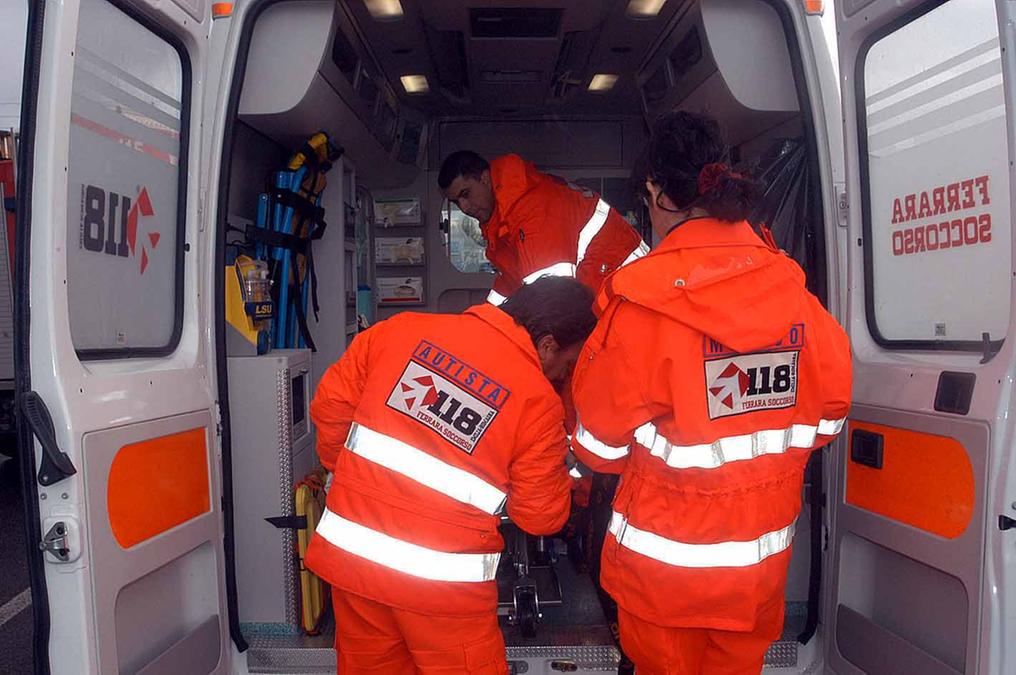 Tamponamento fra auto sulla E45, muore la passeggera.  Aveva 58 anni