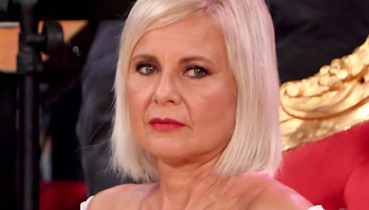 La Volta Buona, pagelle 27 novembre: la sorella di Anna Marchesini (10), Antonella Elia e la “barzelletta” dell’ex (5)