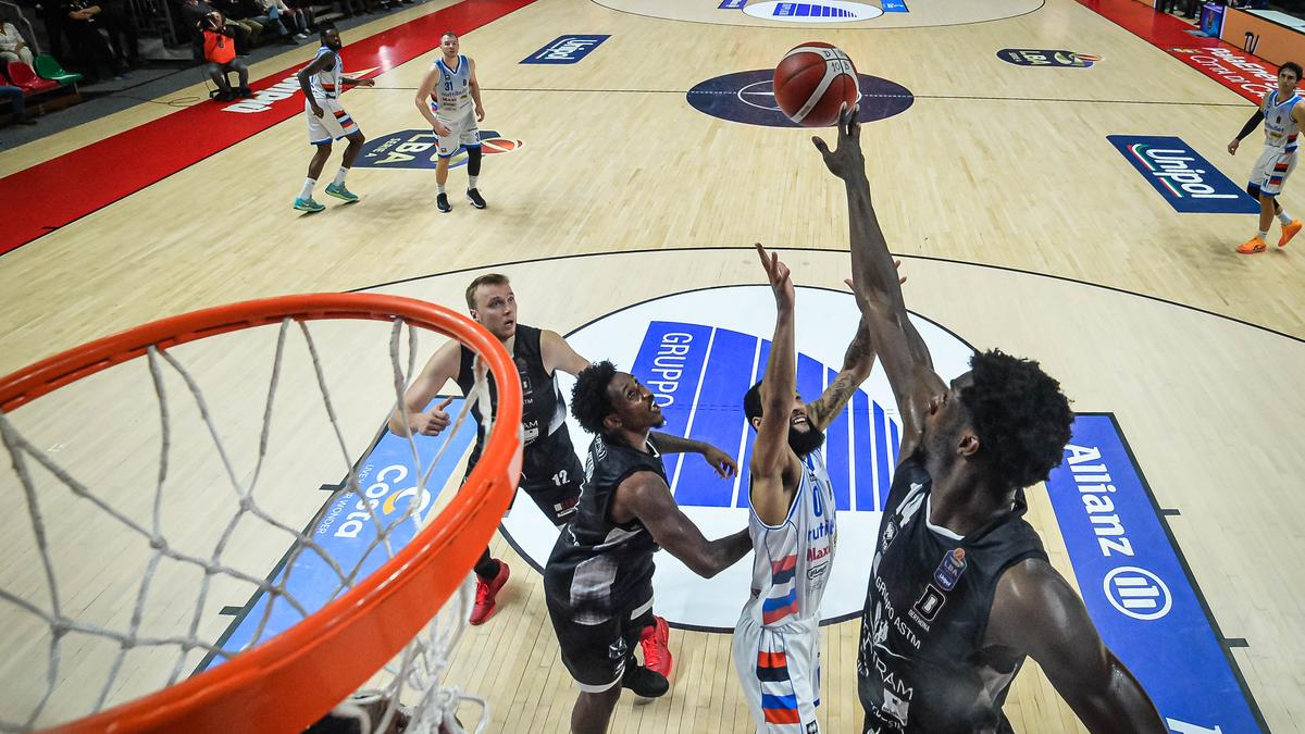 le meneghine non ripetono l’impresa della Supercoppa e s’inchinano a Conegliano (3-1). L’Imoco si prende la rivincita, Numia battuta