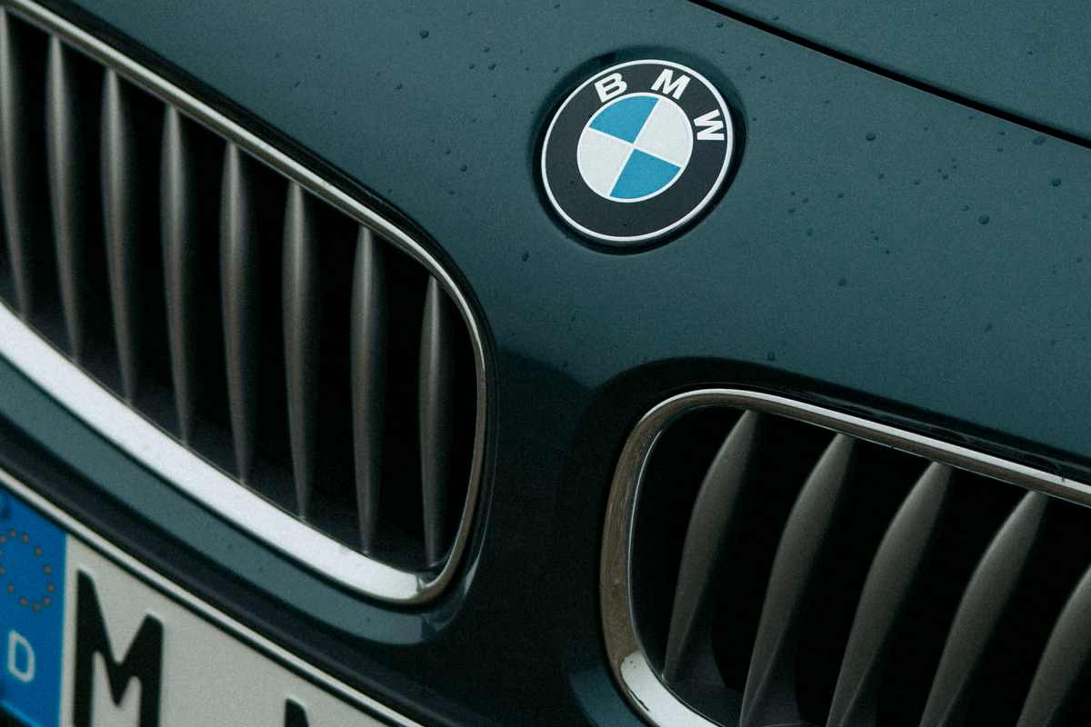 bmw logo