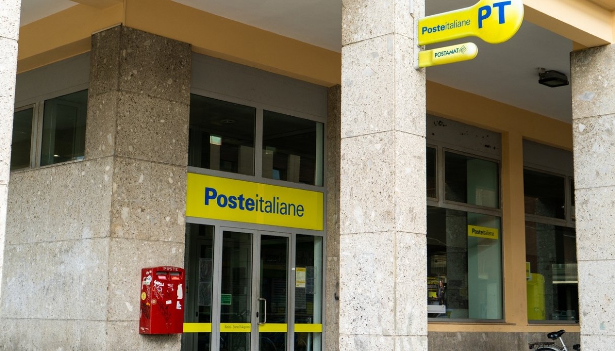 Investire 4.000 euro in buoni fruttiferi postali conviene? Quanto rende