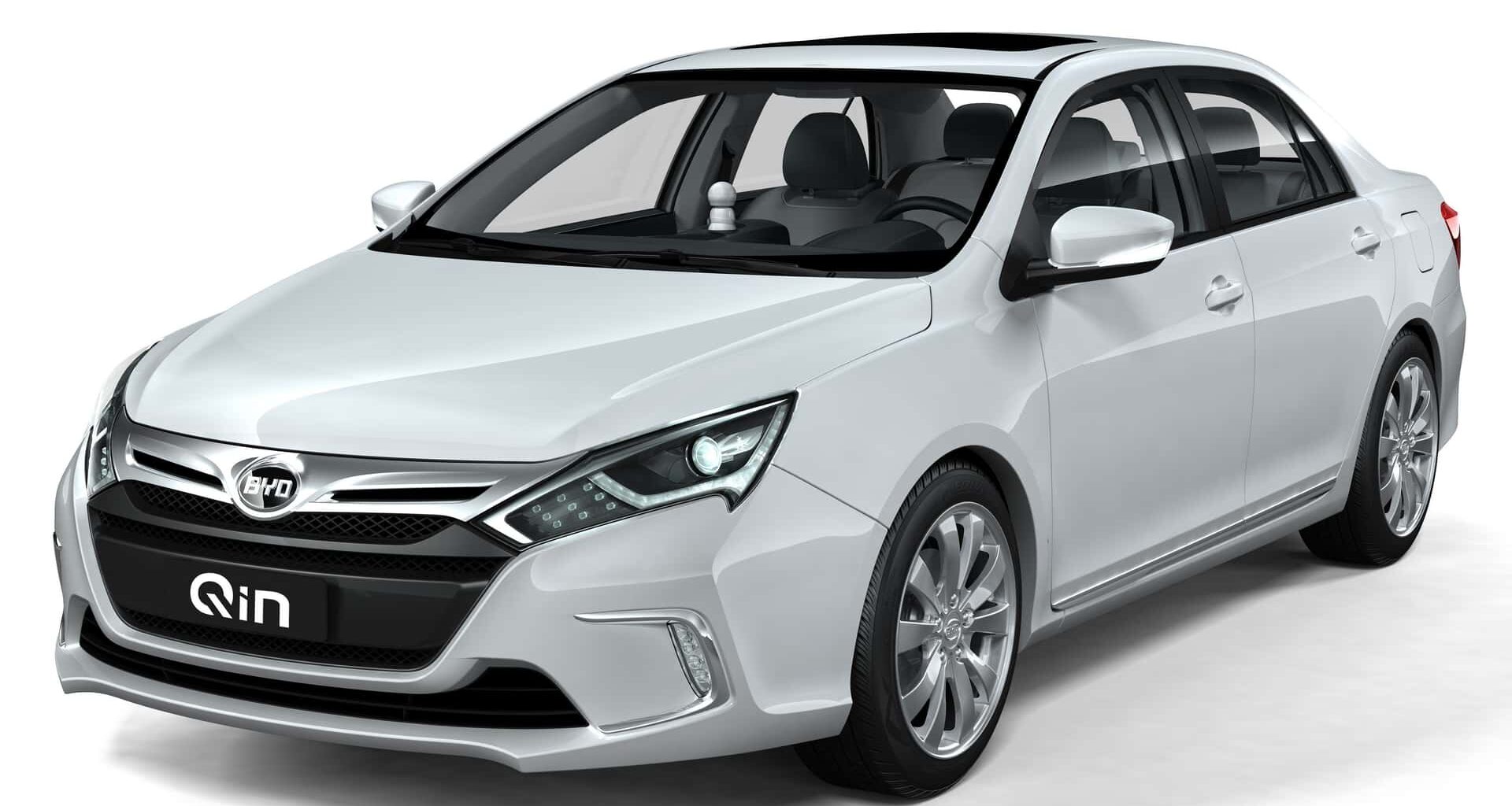 Conoscete la berlina ibrida che ha cambiato la storia dell'auto?