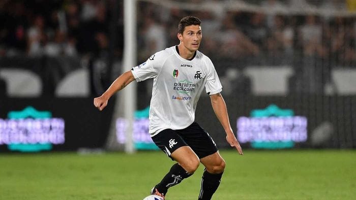 Caldara dice addio al calcio