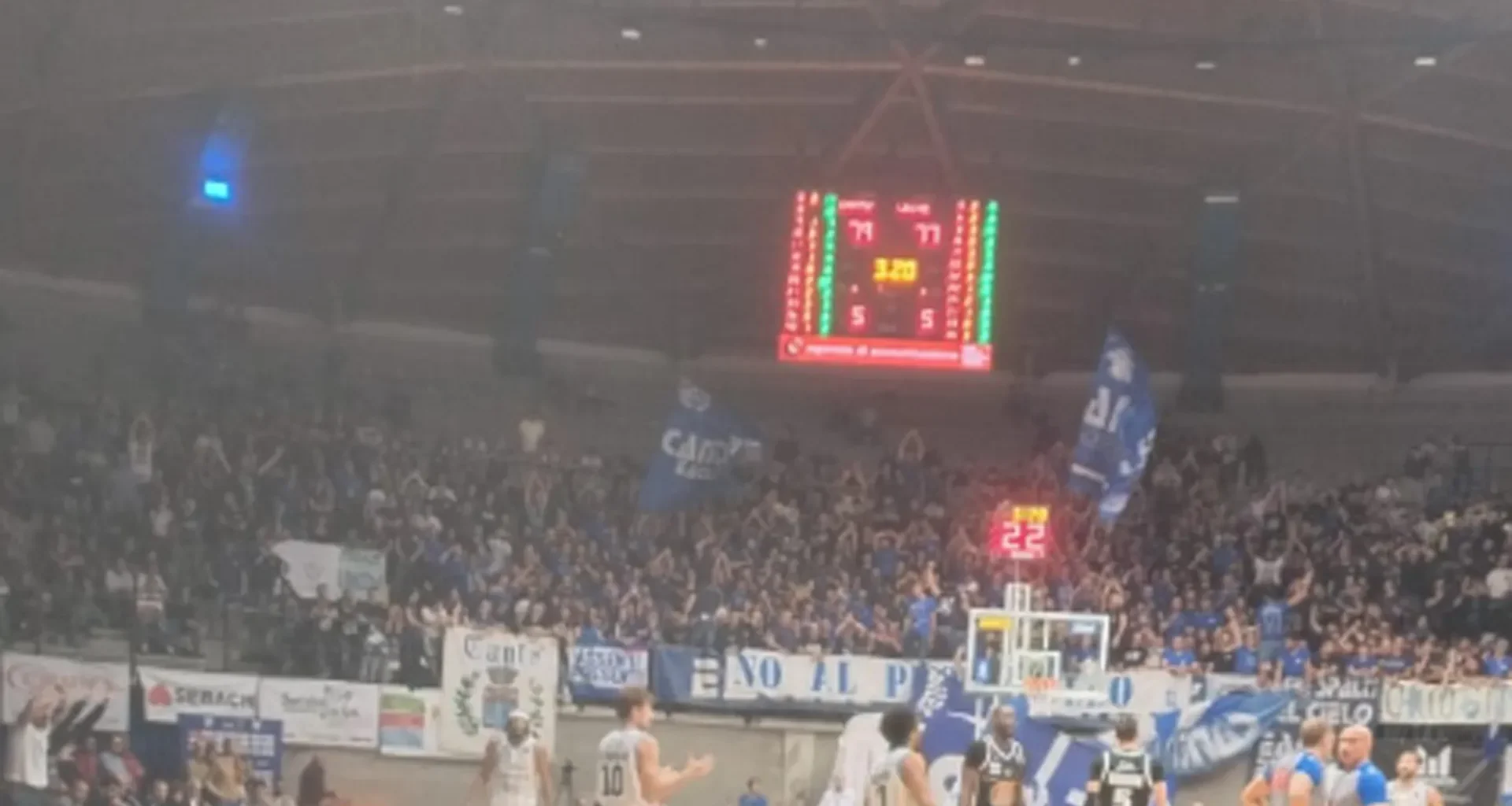 Mega multa a Cantù, anche per i cori dedicati a Matteo Da Ros