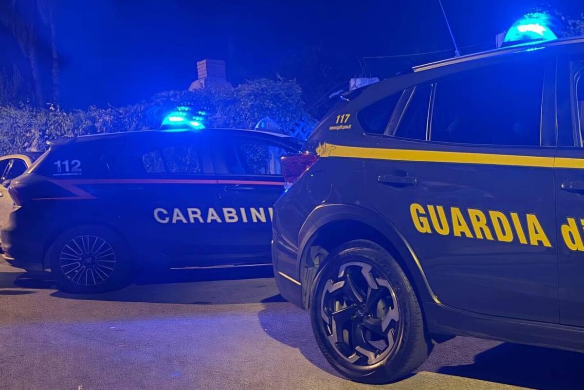Carabinieri Finanza notte