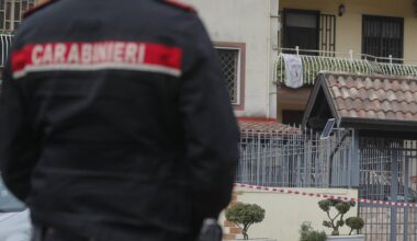 Coniugi trovati morti accoltellati in casa a Firenze, è stato un delitto?