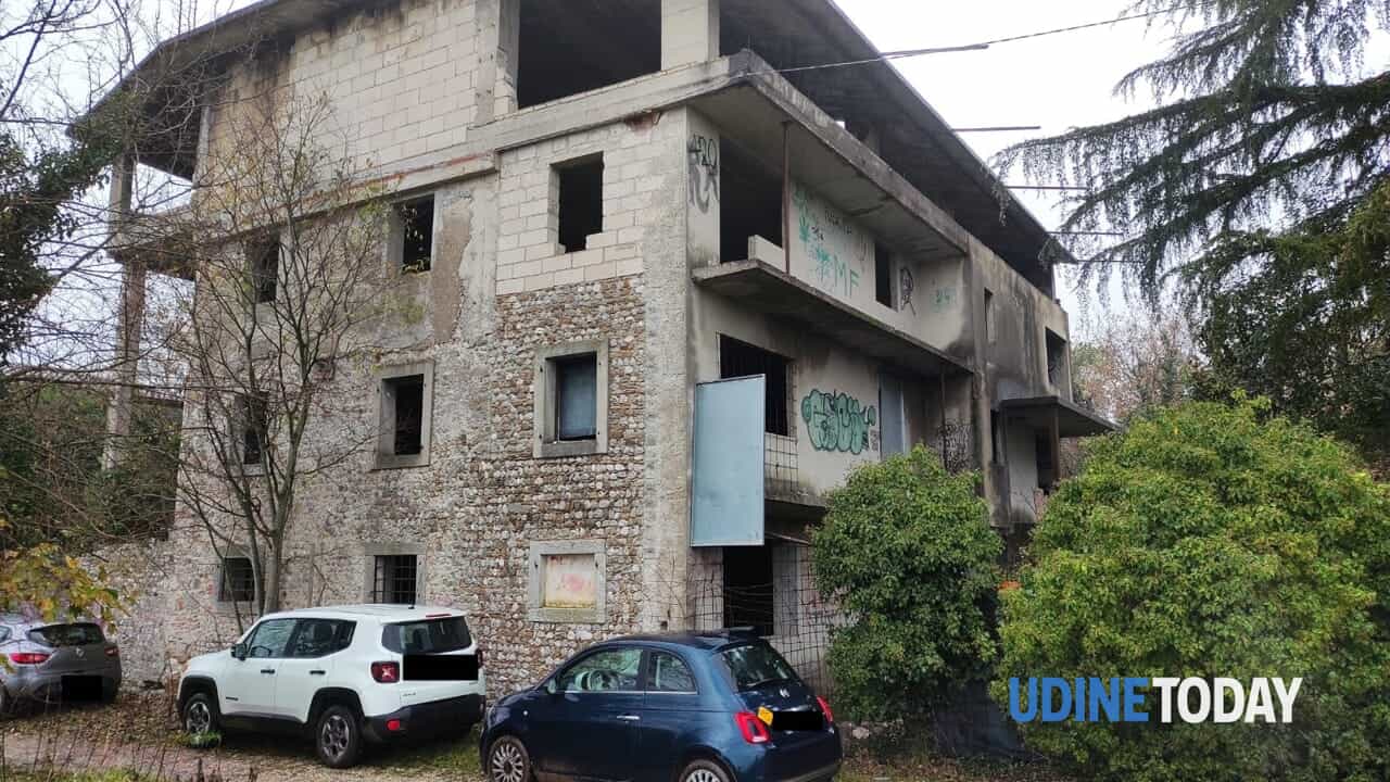 Trovati due cadaveri in un casolare abbandonato a Udine Est
