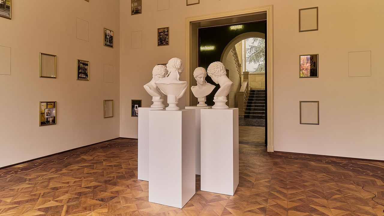 Apre Casabianca a Como: una casa di famiglia dove immergersi nell'arte contemporanea