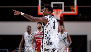 Christian Vital in azione contro Varese nell'amichevole prestagionale.