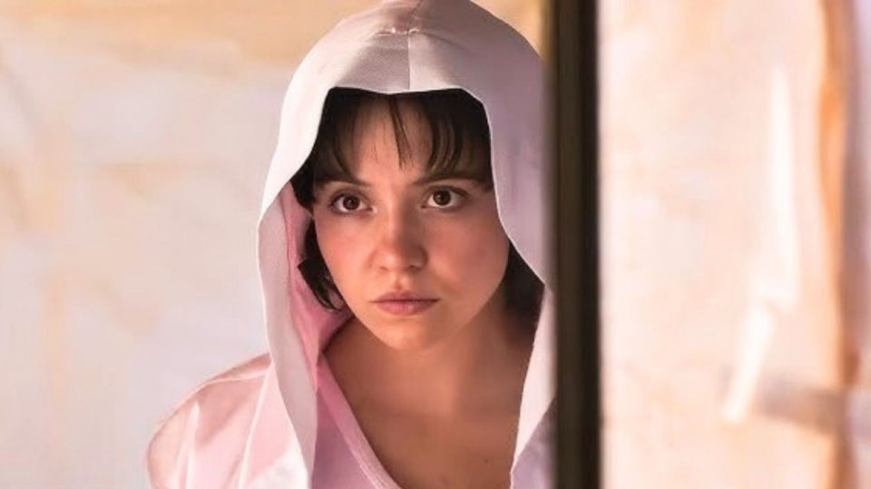 Christy Sydney Sweeney Primo Piano