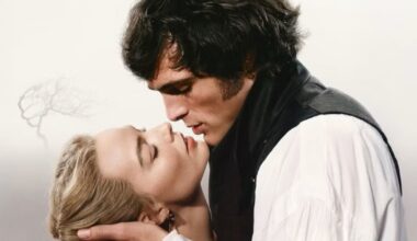 Cime Tempestose, Margot Robbie e Jacob Elordi ardono di passione nel travolgente trailer ufficiale