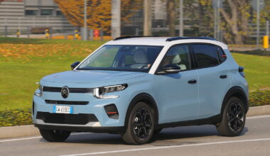 Foto - Bene prezzo e brio, ma carica poco - AlVolante