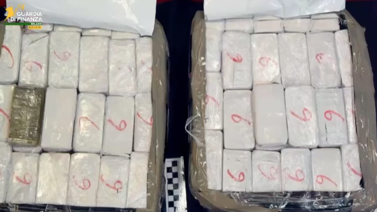 I container con il doppiofondo con quintali di coca (dal Sud America a Milano): 28 arresti