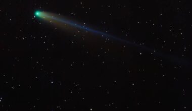 Dalle colline di Morosolo lo scatto che racconta la cometa Lemmon nel cielo del Varesotto