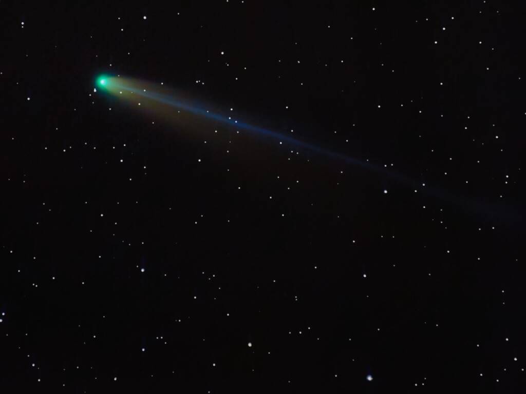Dalle colline di Morosolo lo scatto che racconta la cometa Lemmon nel cielo del Varesotto