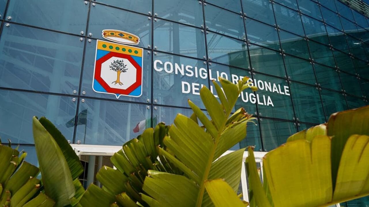 In consiglio regionale molti volti nuovi, ben 18 nella maggioranza di Decaro