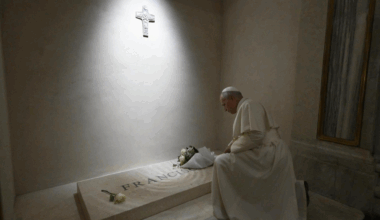 Il Papa a Santa Maria Maggiore per pregare alla tomba di Francesco