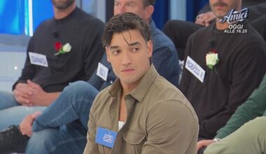 Sara e il ritorno di Jakub - Uomini e donne Clip | Witty TV - Witty TV