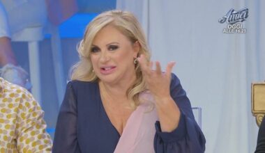 Tina: Gemma e Roberto? A breve… - Uomini e donne Clip | Witty TV - Witty TV