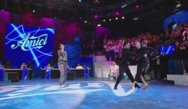 Giordana canta Dammi un bacio 2 novembre - Amici Clip | Witty TV - Witty TV