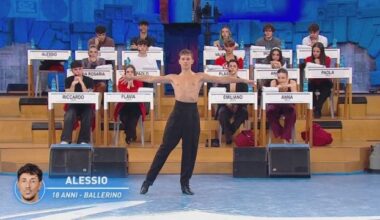 Alessio: il compito della maestra Celentano 23 novembre - Amici Clip | Witty TV - Witty TV