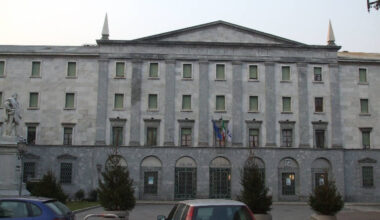 L'edificio del grande architetto fu il regno delle banche, ora cambia tutto: nuovo hotel di lusso in Lombardia