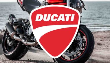 Ducati Hypermotard V2 moto