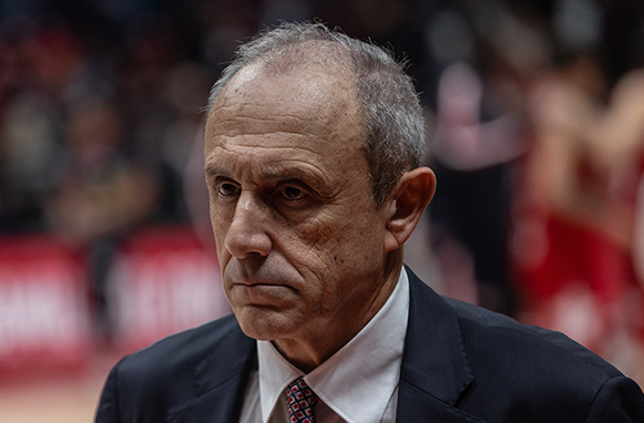 L’addio di Messina cambia la stagione e le quote dell’Olimpia Milano