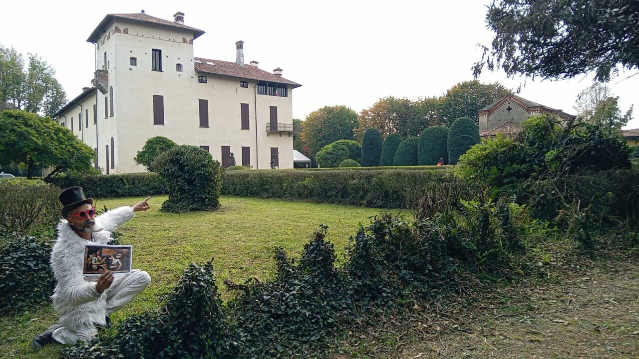 "Il capolavoro accolto nel giardino del degrado": la video denuncia