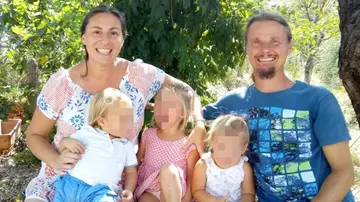 Nathan, Catherine e i tre figli, la famiglia nel bosco: "Corteo di solidarietà". Minacce e insulti alla presidente del Tribunale per i minorenni
