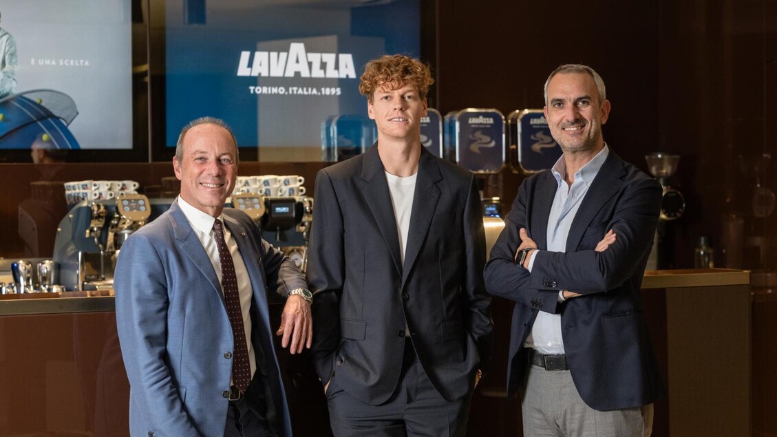 Lavazza tifa Sinner, orgoglio vederlo al vertice del tennis - Ultima ora