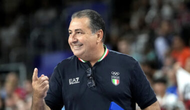 il ct della nazionale di volley campione del mondo protagonista di due incontri