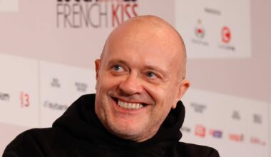 Max Pezzali, la dolce dedica del figlio Hilo e della moglie Debora per il suo compleanno